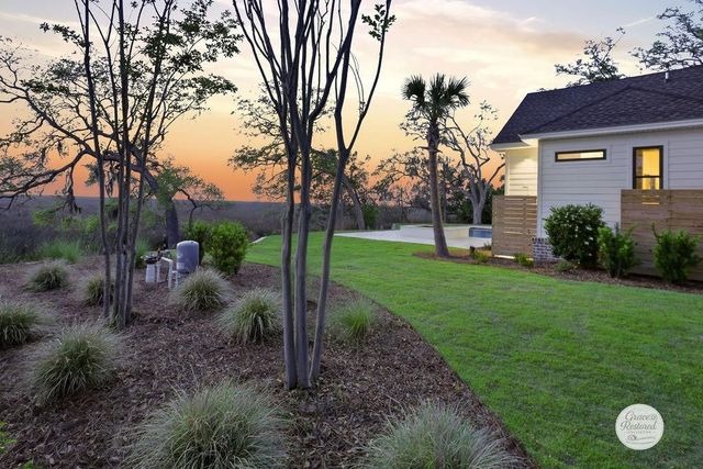 943 Champney Street, St. Simons Island, GA 31522