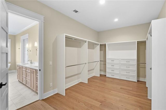 943 Champney Street, St. Simons Island, GA 31522