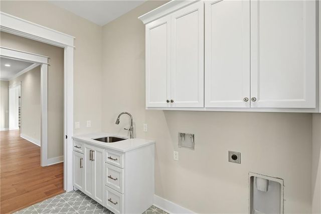 943 Champney Street, St. Simons Island, GA 31522
