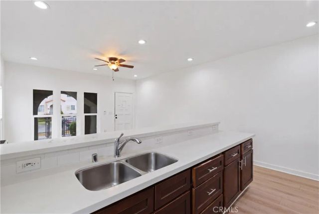 2911 S Palm Grove Avenue, Los Angeles, CA 90016