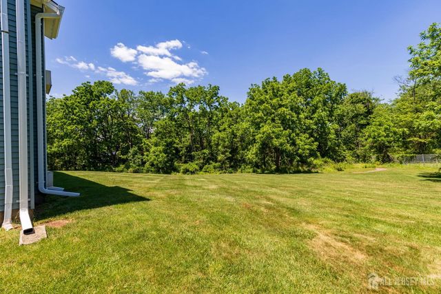 18 Steeplechase Court, Franklin Twsp, NJ 08873