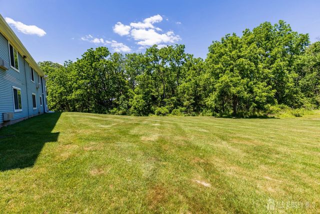 18 Steeplechase Court, Franklin Twsp, NJ 08873