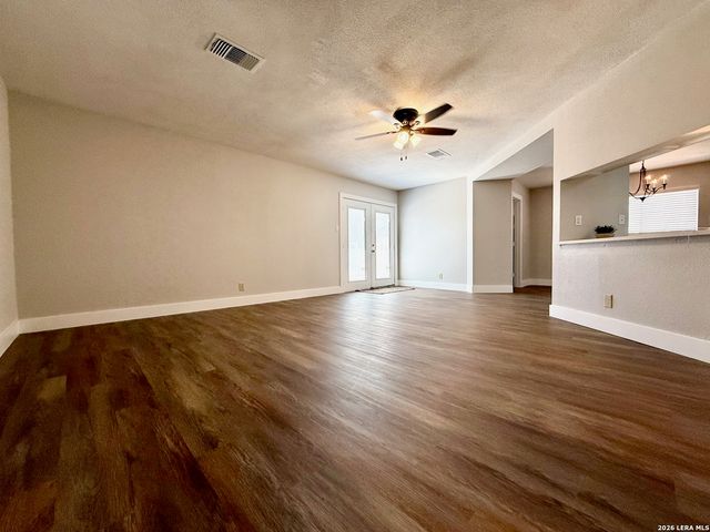 15802 Tampke Pl, San Antonio, TX 78247