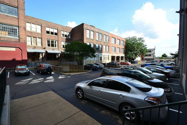 408 S Front St Apt 412, Memphis, TN 38103