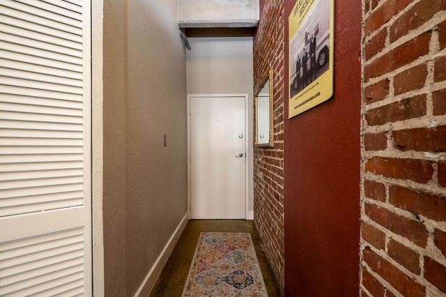 408 S Front St Apt 412, Memphis, TN 38103