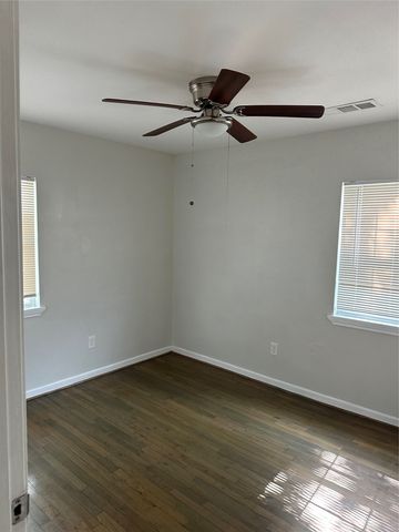 1545 Briarcliff Road, Dallas, TX 75235