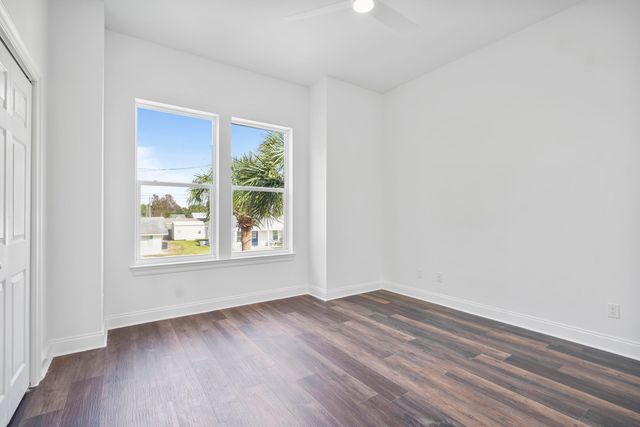 21811 Palm Avenue, Panama City Beach, FL 32413