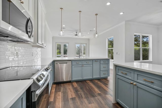 21811 Palm Avenue, Panama City Beach, FL 32413