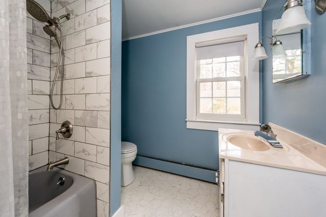 64 Pitcher's Way, Hyannis, MA 02601