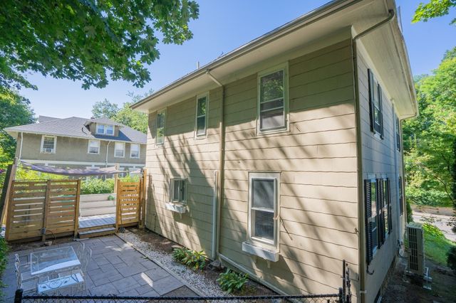 21 Oak Street, Plymouth, MA 02360