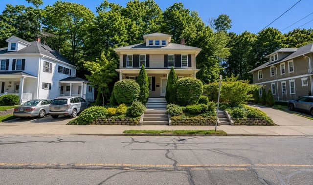 21 Oak Street, Plymouth, MA 02360