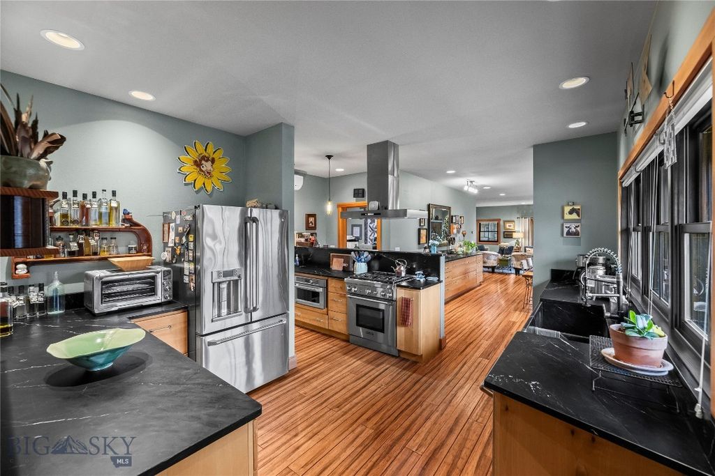 105 S 5th Street, Livingston, MT 59047 photo 17