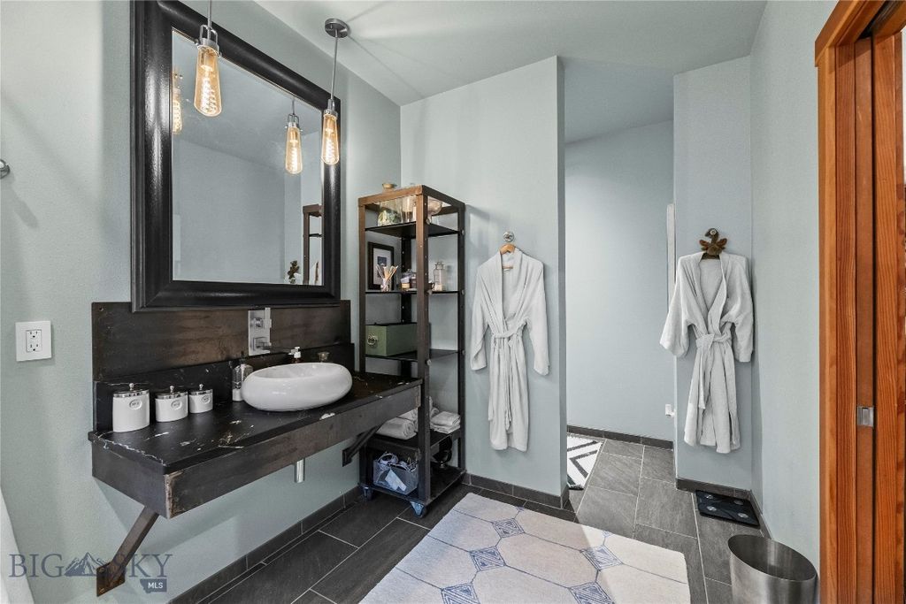 105 S 5th Street, Livingston, MT 59047 photo 24