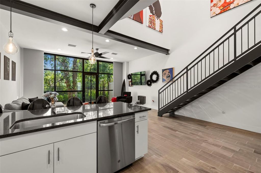 Image 11 of property listing at 4118 GAUGE LINE LOOP, Tampa, FL 33624