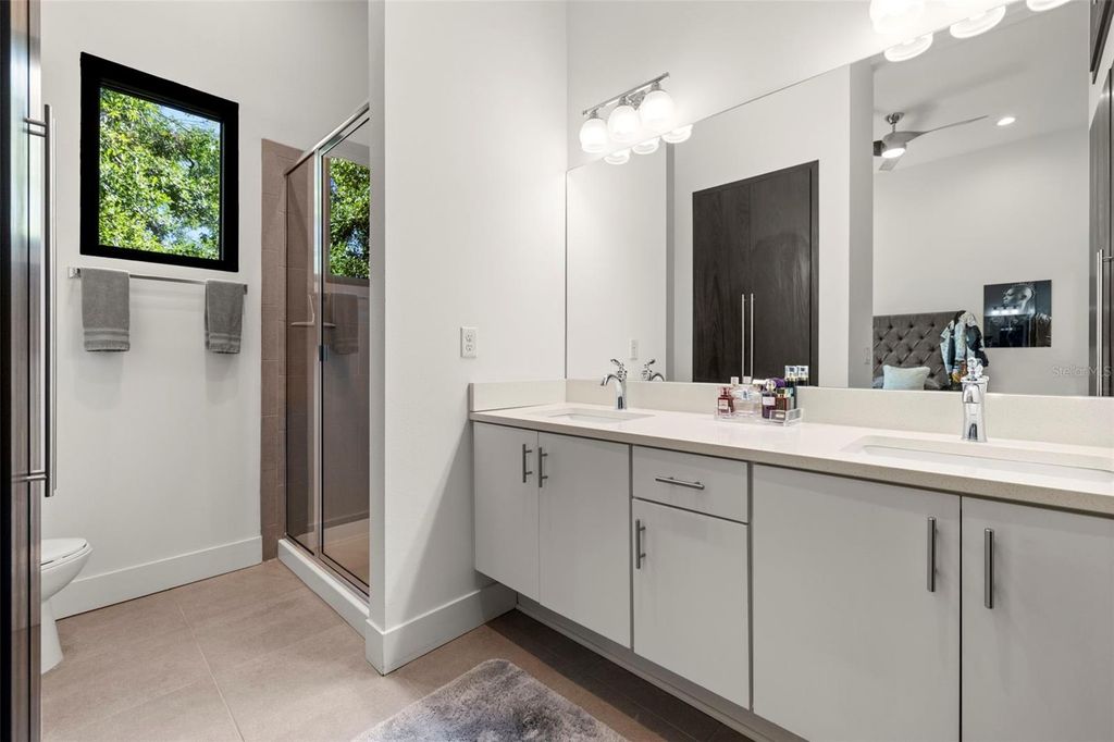 Image 19 of property listing at 4118 GAUGE LINE LOOP, Tampa, FL 33624