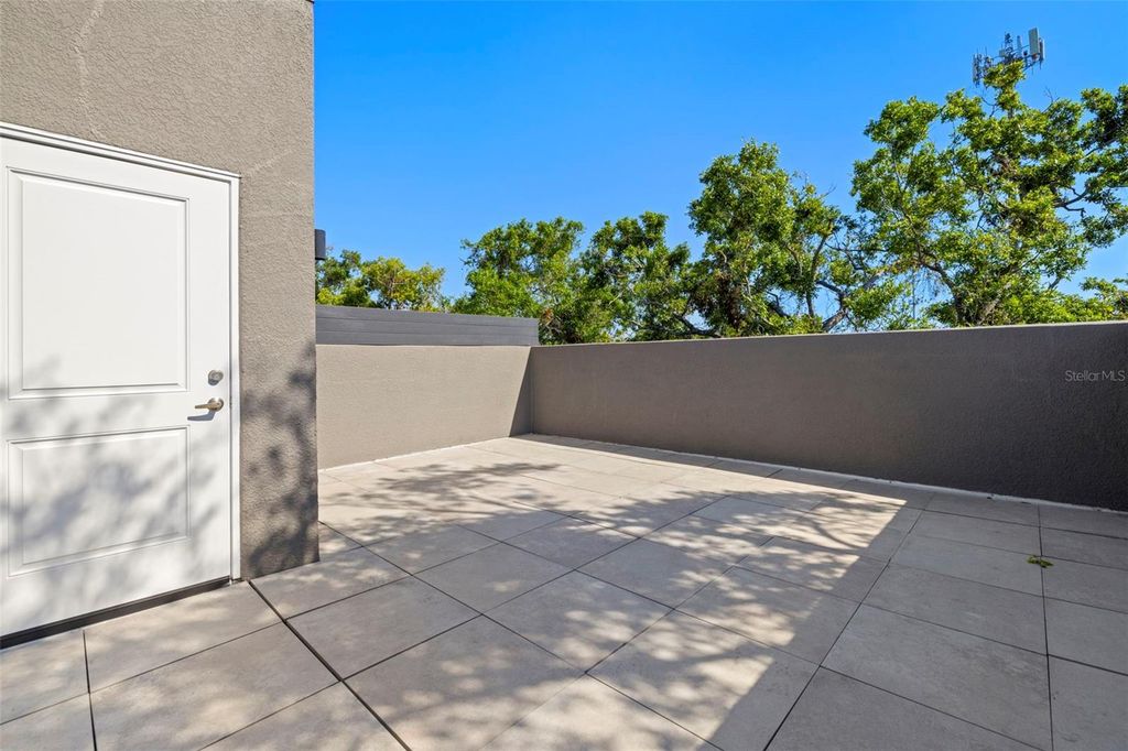 Image 24 of property listing at 4118 GAUGE LINE LOOP, Tampa, FL 33624