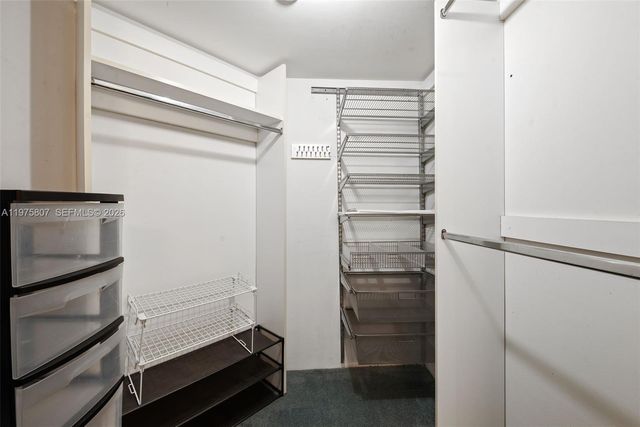 19101 NE 36th Ct 1003, Aventura, FL 33180