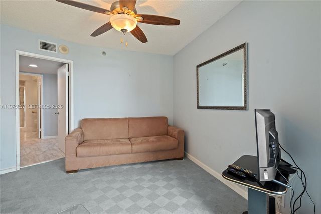 19101 NE 36th Ct 1003, Aventura, FL 33180