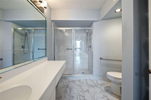 19101 NE 36th Ct 1003, Aventura, FL 33180