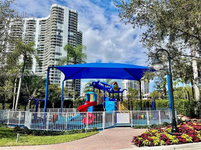 19101 NE 36th Ct 1003, Aventura, FL 33180