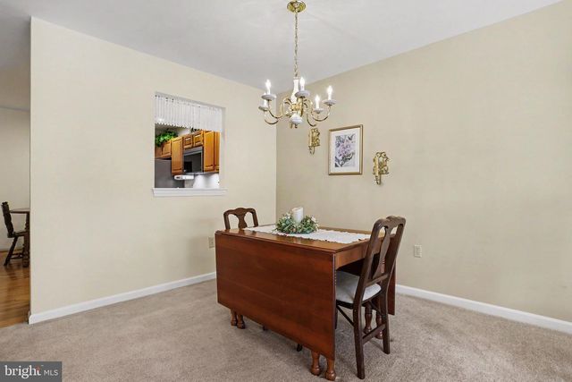 129 PEPPERTON CT, Lititz, PA 17543