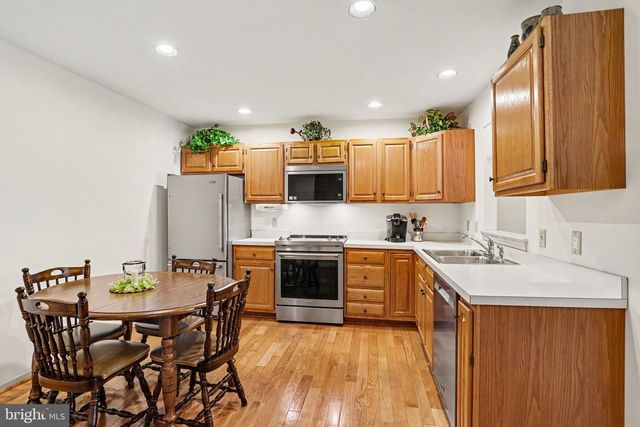 129 PEPPERTON CT, Lititz, PA 17543