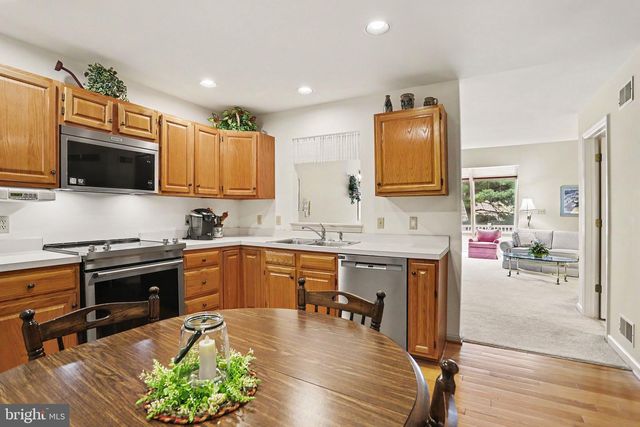 129 PEPPERTON CT, Lititz, PA 17543