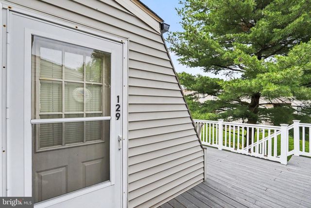 129 PEPPERTON CT, Lititz, PA 17543