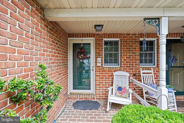 129 PEPPERTON CT, Lititz, PA 17543