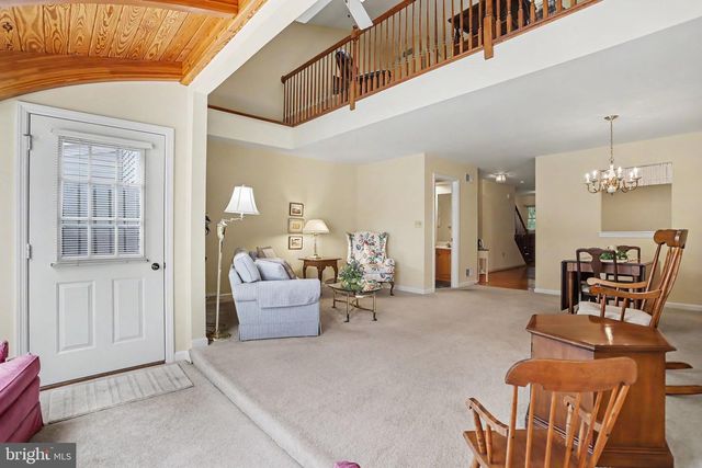 129 PEPPERTON CT, Lititz, PA 17543