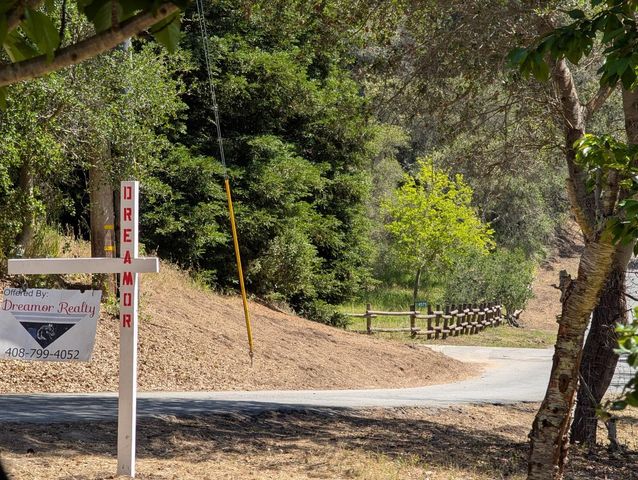 4576 Paul Sweet Road, Santa Cruz, CA 95065