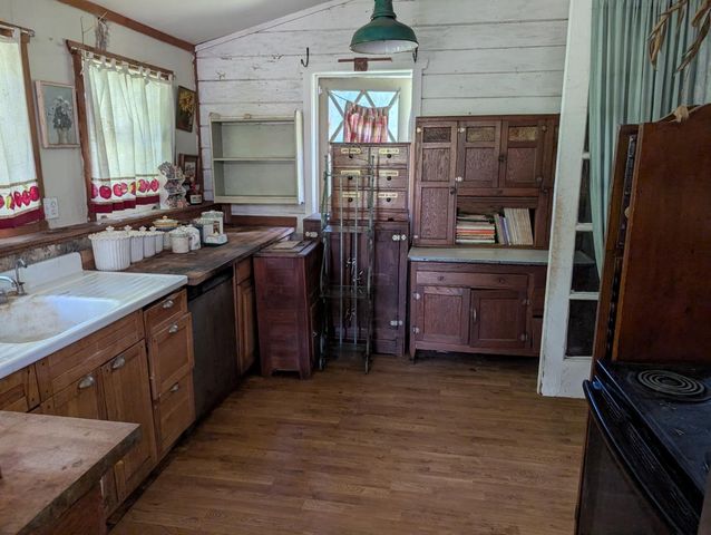 4576 Paul Sweet Road, Santa Cruz, CA 95065