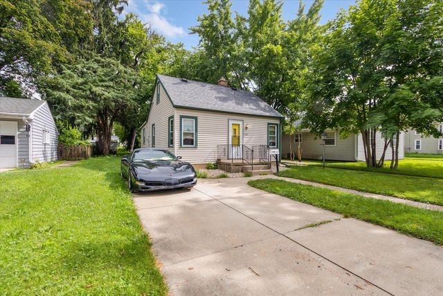 1237 Sherman Avenue, Janesville, WI 53545