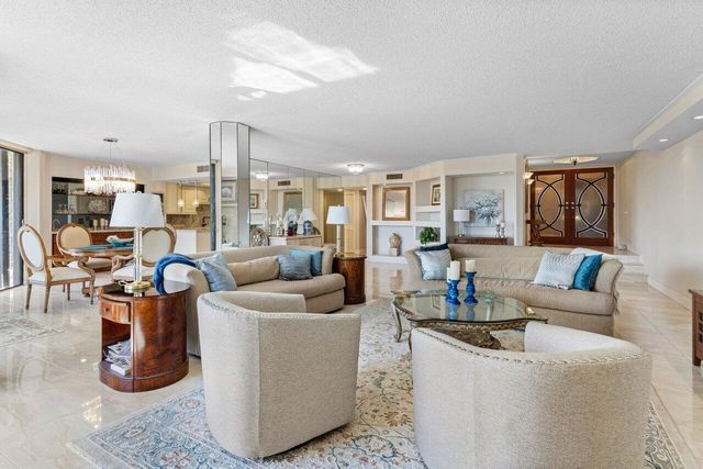 1170 Hillsboro Mile 302, Hillsboro Beach, FL 33062