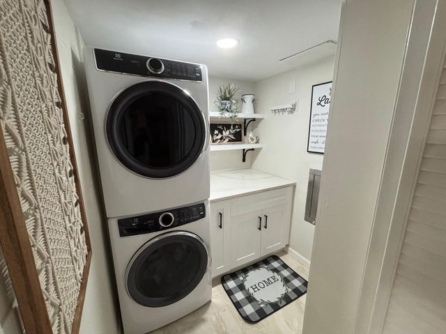 1170 Hillsboro Mile 302, Hillsboro Beach, FL 33062