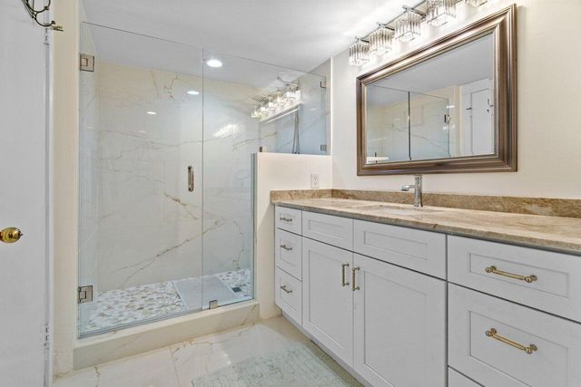 1170 Hillsboro Mile 302, Hillsboro Beach, FL 33062