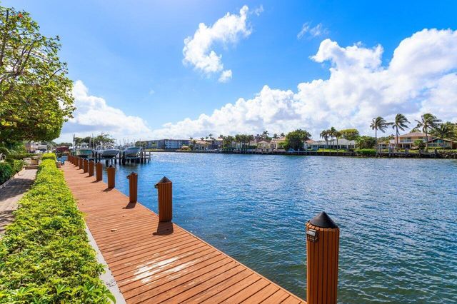 1170 Hillsboro Mile 302, Hillsboro Beach, FL 33062