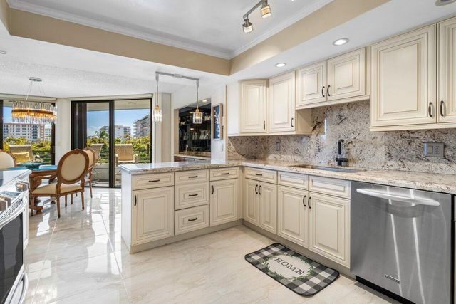 1170 Hillsboro Mile 302, Hillsboro Beach, FL 33062