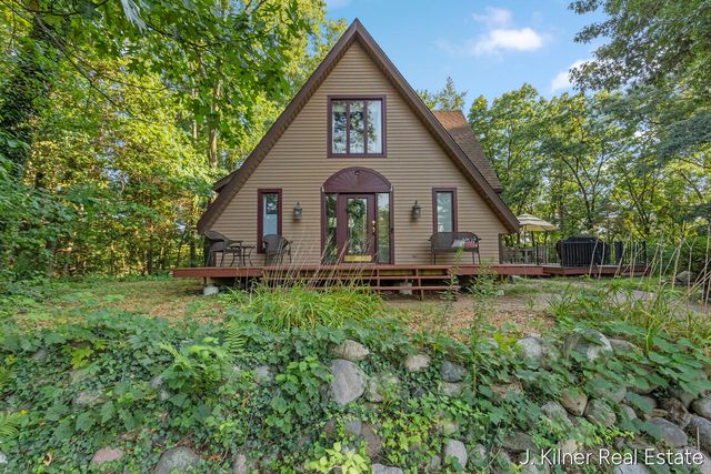 24865 44th Avenue, Almena Twp, MI 49071