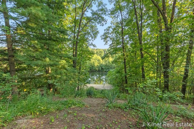 24865 44th Avenue, Almena Twp, MI 49071