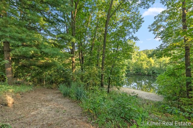 24865 44th Avenue, Almena Twp, MI 49071