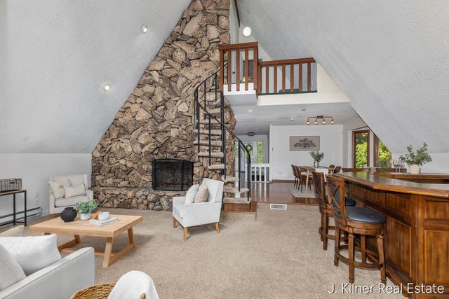 24865 44th Avenue, Almena Twp, MI 49071