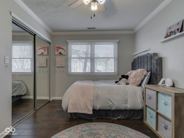 11501 Woodview East Drive, Carmel, IN 46032