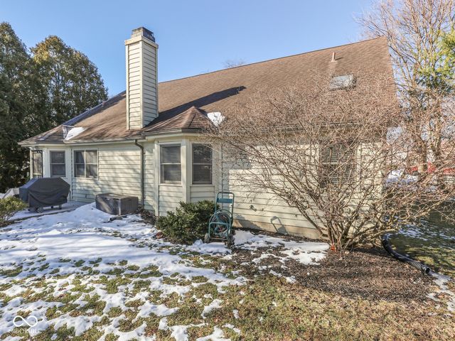 11501 Woodview East Drive, Carmel, IN 46032