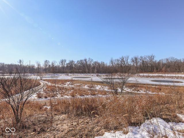 11501 Woodview East Drive, Carmel, IN 46032