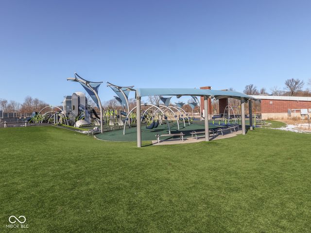 11501 Woodview East Drive, Carmel, IN 46032