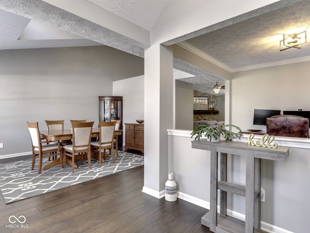 11501 Woodview East Drive, Carmel, IN 46032