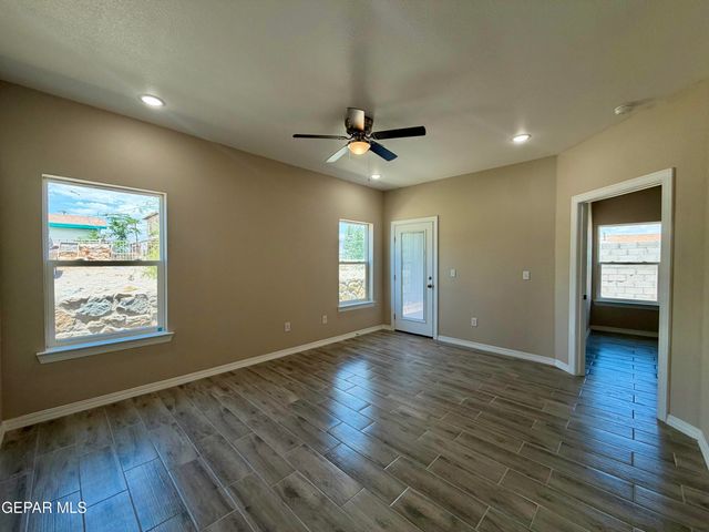 125 Palma Drive 2, Sunland Park, NM 88063