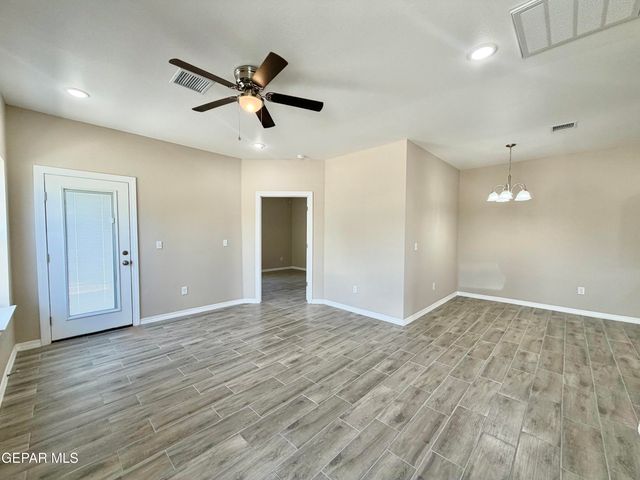 125 Palma Drive 2, Sunland Park, NM 88063