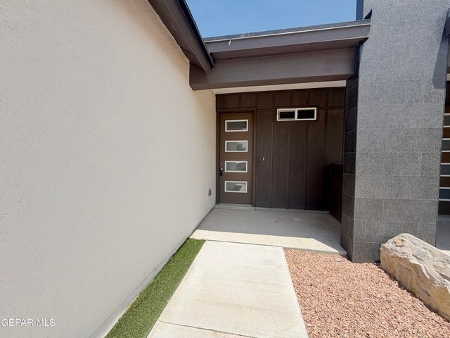 125 Palma Drive 2, Sunland Park, NM 88063